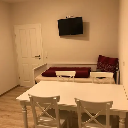 Fiore 76 Gaestezimmer Apartman *
